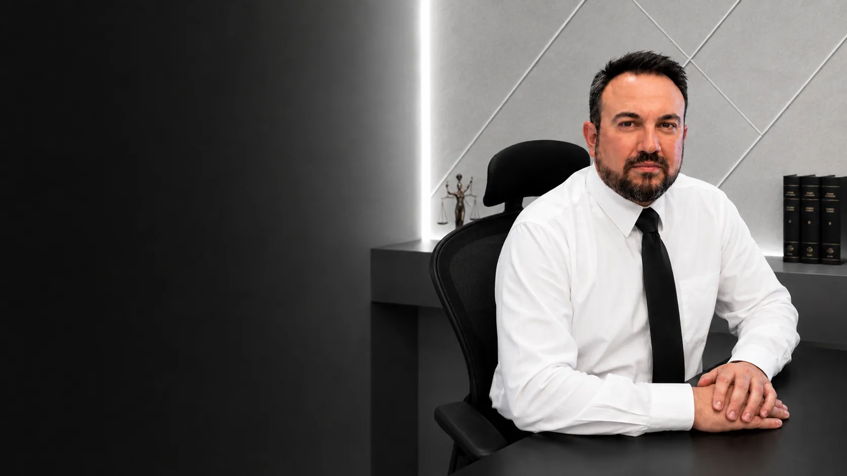 Kaio César Pedroso, advogado empresarial em Limeira, inscrito na OAB/SP sob o número 297.286, no escritório
